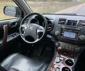Тойота Хайлендер 2012 в Чернигове на Automoto.ua Черный Тойота Хайлендер, объемом двигателя 3.5 л и пробегом 183 тыс. км за 17300 $, фото 38 на Automoto.ua