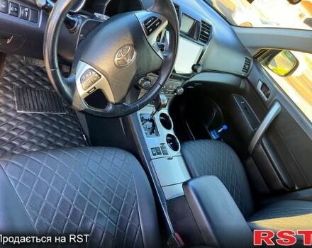 Черный Тойота Хайлендер, объемом двигателя 3.5 л и пробегом 202 тыс. км за 19000 $, фото 4 на Automoto.ua