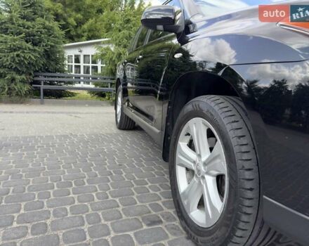 Чорний Тойота Хайлендер, об'ємом двигуна 3.46 л та пробігом 214 тис. км за 19000 $, фото 19 на Automoto.ua