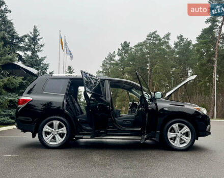 Чорний Тойота Хайлендер, об'ємом двигуна 3.46 л та пробігом 165 тис. км за 15555 $, фото 38 на Automoto.ua