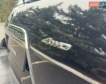 Чорний Тойота Хайлендер, об'ємом двигуна 3.46 л та пробігом 165 тис. км за 15555 $, фото 85 на Automoto.ua