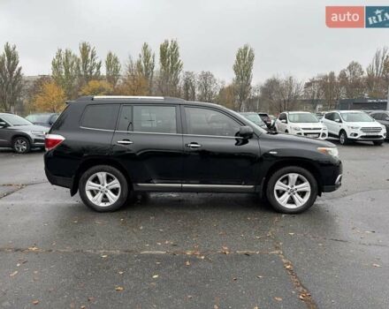 Черный Тойота Хайлендер, объемом двигателя 3.46 л и пробегом 214 тыс. км за 19200 $, фото 3 на Automoto.ua