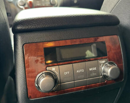 Чорний Тойота Хайлендер, об'ємом двигуна 3.46 л та пробігом 220 тис. км за 18300 $, фото 31 на Automoto.ua