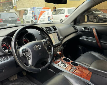 Чорний Тойота Хайлендер, об'ємом двигуна 3.46 л та пробігом 220 тис. км за 18300 $, фото 20 на Automoto.ua