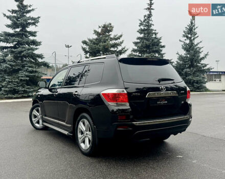 Чорний Тойота Хайлендер, об'ємом двигуна 3.46 л та пробігом 165 тис. км за 15555 $, фото 71 на Automoto.ua