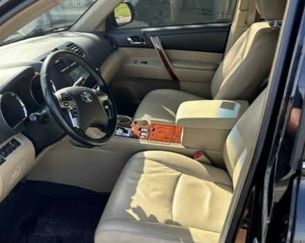 Черный Тойота Хайлендер, объемом двигателя 3.5 л и пробегом 214 тыс. км за 17999 $, фото 9 на Automoto.ua