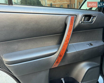 Чорний Тойота Хайлендер, об'ємом двигуна 3.46 л та пробігом 308 тис. км за 17800 $, фото 15 на Automoto.ua