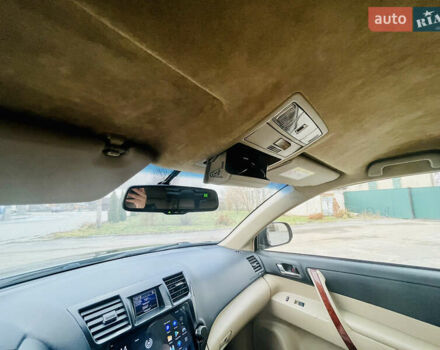 Чорний Тойота Хайлендер, об'ємом двигуна 3.5 л та пробігом 230 тис. км за 18000 $, фото 25 на Automoto.ua