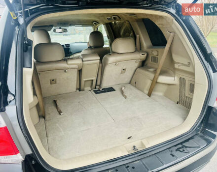 Чорний Тойота Хайлендер, об'ємом двигуна 3.5 л та пробігом 230 тис. км за 18000 $, фото 20 на Automoto.ua