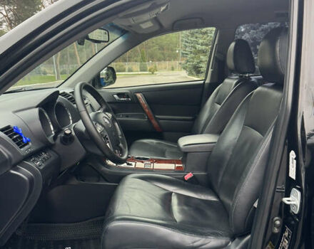 Чорний Тойота Хайлендер, об'ємом двигуна 3.46 л та пробігом 165 тис. км за 15555 $, фото 22 на Automoto.ua