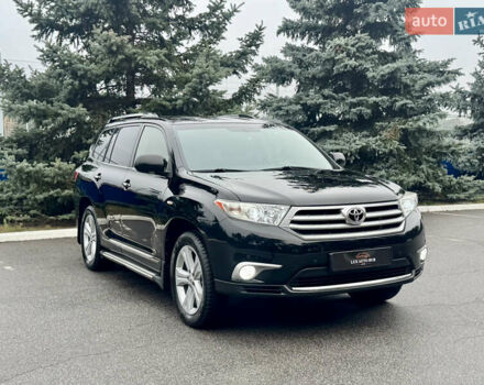 Чорний Тойота Хайлендер, об'ємом двигуна 3.46 л та пробігом 165 тис. км за 15555 $, фото 7 на Automoto.ua