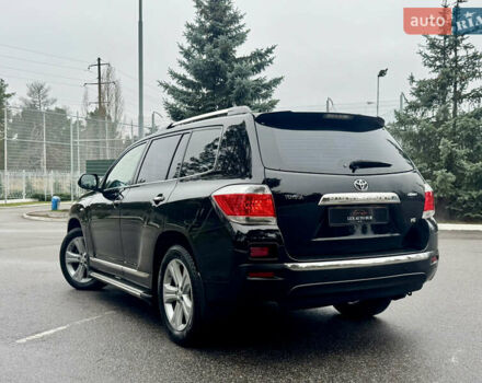 Чорний Тойота Хайлендер, об'ємом двигуна 3.46 л та пробігом 165 тис. км за 15555 $, фото 57 на Automoto.ua