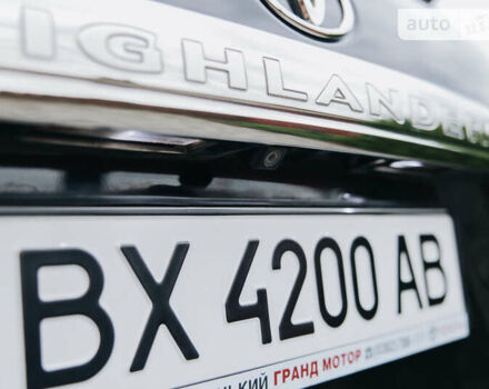 Чорний Тойота Хайлендер, об'ємом двигуна 3.46 л та пробігом 207 тис. км за 21900 $, фото 24 на Automoto.ua