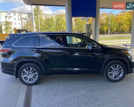 Черный Тойота Хайлендер, объемом двигателя 3.5 л и пробегом 233 тыс. км за 22000 $, фото 7 на Automoto.ua