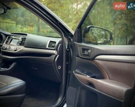 Чорний Тойота Хайлендер, об'ємом двигуна 2.67 л та пробігом 280 тис. км за 18999 $, фото 26 на Automoto.ua