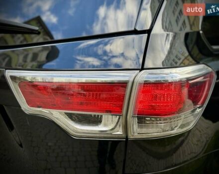 Чорний Тойота Хайлендер, об'ємом двигуна 2.67 л та пробігом 280 тис. км за 18999 $, фото 15 на Automoto.ua