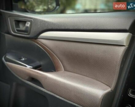 Чорний Тойота Хайлендер, об'ємом двигуна 2.67 л та пробігом 280 тис. км за 18999 $, фото 25 на Automoto.ua