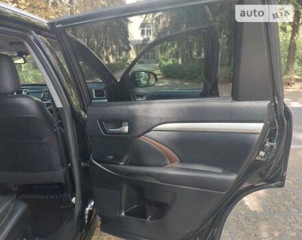Чорний Тойота Хайлендер, об'ємом двигуна 3.55 л та пробігом 185 тис. км за 23200 $, фото 42 на Automoto.ua