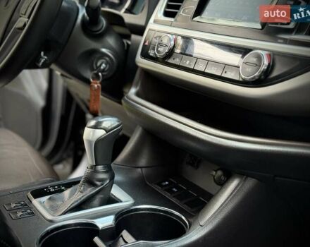 Чорний Тойота Хайлендер, об'ємом двигуна 2.67 л та пробігом 280 тис. км за 18999 $, фото 27 на Automoto.ua