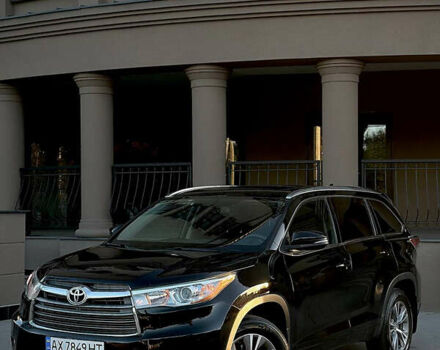 Черный Тойота Хайлендер, объемом двигателя 3.46 л и пробегом 108 тыс. км за 22300 $, фото 2 на Automoto.ua