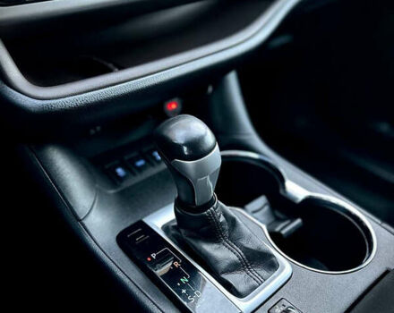 Черный Тойота Хайлендер, объемом двигателя 3.46 л и пробегом 108 тыс. км за 22300 $, фото 15 на Automoto.ua