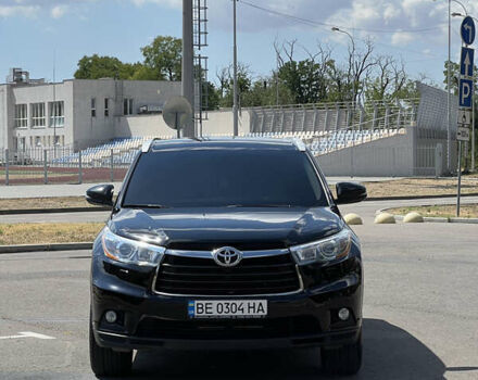 Черный Тойота Хайлендер, объемом двигателя 3.46 л и пробегом 160 тыс. км за 24999 $, фото 1 на Automoto.ua