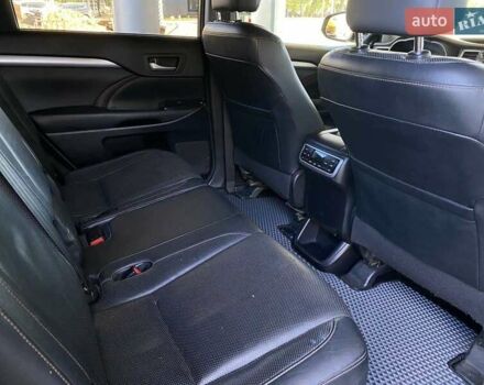 Черный Тойота Хайлендер, объемом двигателя 3.5 л и пробегом 233 тыс. км за 22000 $, фото 21 на Automoto.ua