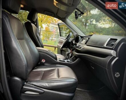 Чорний Тойота Хайлендер, об'ємом двигуна 2.67 л та пробігом 280 тис. км за 18999 $, фото 29 на Automoto.ua