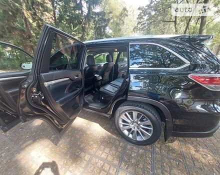 Чорний Тойота Хайлендер, об'ємом двигуна 3.55 л та пробігом 185 тис. км за 23200 $, фото 30 на Automoto.ua