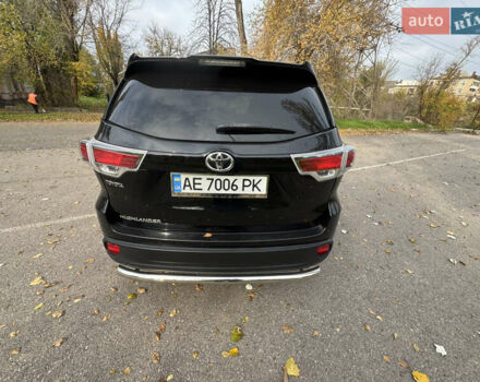 Черный Тойота Хайлендер, объемом двигателя 2.67 л и пробегом 208 тыс. км за 22500 $, фото 4 на Automoto.ua