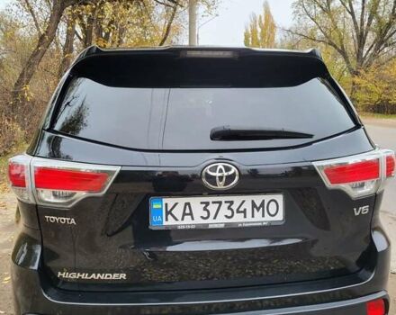 Черный Тойота Хайлендер, объемом двигателя 3.46 л и пробегом 269 тыс. км за 20000 $, фото 10 на Automoto.ua