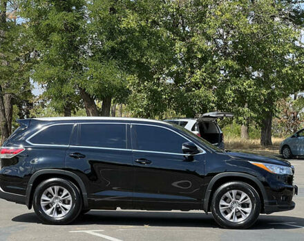 Черный Тойота Хайлендер, объемом двигателя 3.46 л и пробегом 160 тыс. км за 24999 $, фото 4 на Automoto.ua