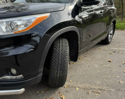 Черный Тойота Хайлендер, объемом двигателя 2.67 л и пробегом 208 тыс. км за 22500 $, фото 6 на Automoto.ua