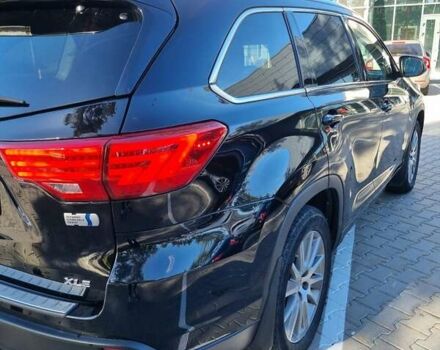 Черный Тойота Хайлендер, объемом двигателя 3.46 л и пробегом 98 тыс. км за 27000 $, фото 8 на Automoto.ua