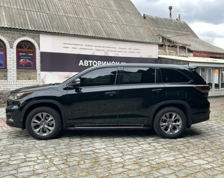 Чорний Тойота Хайлендер, об'ємом двигуна 2.7 л та пробігом 195 тис. км за 16999 $, фото 6 на Automoto.ua