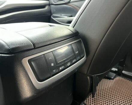 Чорний Тойота Хайлендер, об'ємом двигуна 2.7 л та пробігом 195 тис. км за 16999 $, фото 20 на Automoto.ua