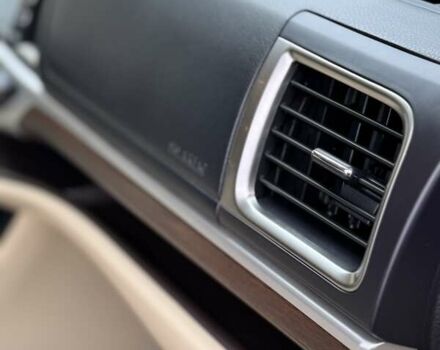 Черный Тойота Хайлендер, объемом двигателя 3.5 л и пробегом 180 тыс. км за 23500 $, фото 7 на Automoto.ua