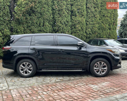 Чорний Тойота Хайлендер, об'ємом двигуна 2.67 л та пробігом 195 тис. км за 16999 $, фото 2 на Automoto.ua