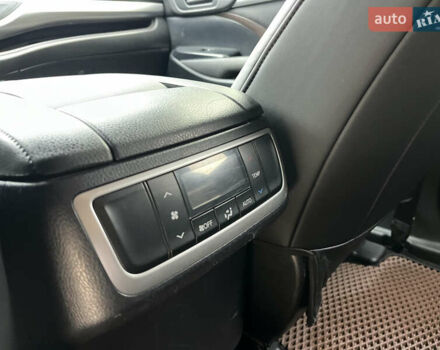 Чорний Тойота Хайлендер, об'ємом двигуна 2.67 л та пробігом 195 тис. км за 16999 $, фото 22 на Automoto.ua
