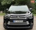 Черный Тойота Хайлендер, объемом двигателя 3.5 л и пробегом 180 тыс. км за 23500 $, фото 1 на Automoto.ua