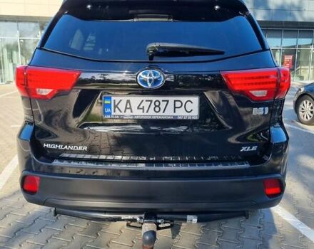 Черный Тойота Хайлендер, объемом двигателя 3.46 л и пробегом 98 тыс. км за 27000 $, фото 3 на Automoto.ua