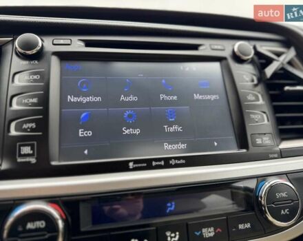 Черный Тойота Хайлендер, объемом двигателя 3.5 л и пробегом 180 тыс. км за 23500 $, фото 16 на Automoto.ua