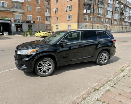 Черный Тойота Хайлендер, объемом двигателя 2.7 л и пробегом 216 тыс. км за 19999 $, фото 1 на Automoto.ua