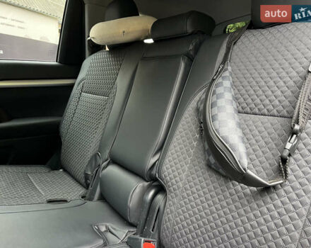 Чорний Тойота Хайлендер, об'ємом двигуна 2.67 л та пробігом 195 тис. км за 16999 $, фото 23 на Automoto.ua