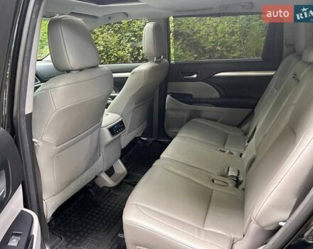 Черный Тойота Хайлендер, объемом двигателя 3.46 л и пробегом 107 тыс. км за 25800 $, фото 20 на Automoto.ua