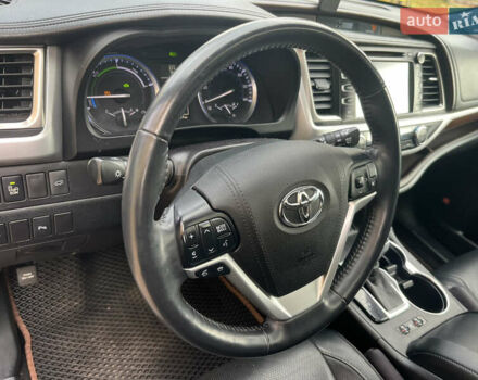 Черный Тойота Хайлендер, объемом двигателя 3.5 л и пробегом 179 тыс. км за 25900 $, фото 30 на Automoto.ua