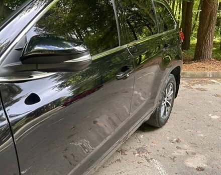 Черный Тойота Хайлендер, объемом двигателя 3.46 л и пробегом 107 тыс. км за 25800 $, фото 13 на Automoto.ua