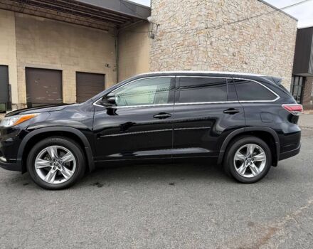 Черный Тойота Хайлендер, объемом двигателя 3.5 л и пробегом 76 тыс. км за 15600 $, фото 3 на Automoto.ua