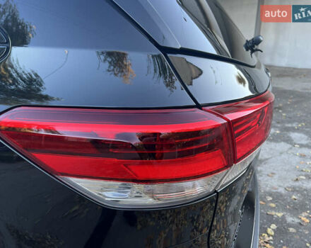 Черный Тойота Хайлендер, объемом двигателя 3.46 л и пробегом 200 тыс. км за 24500 $, фото 30 на Automoto.ua