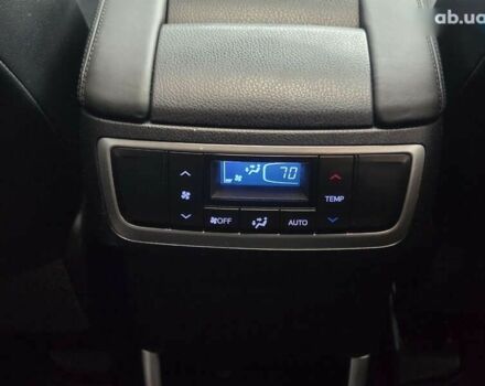 Чорний Тойота Хайлендер, об'ємом двигуна 3.5 л та пробігом 110 тис. км за 31300 $, фото 26 на Automoto.ua